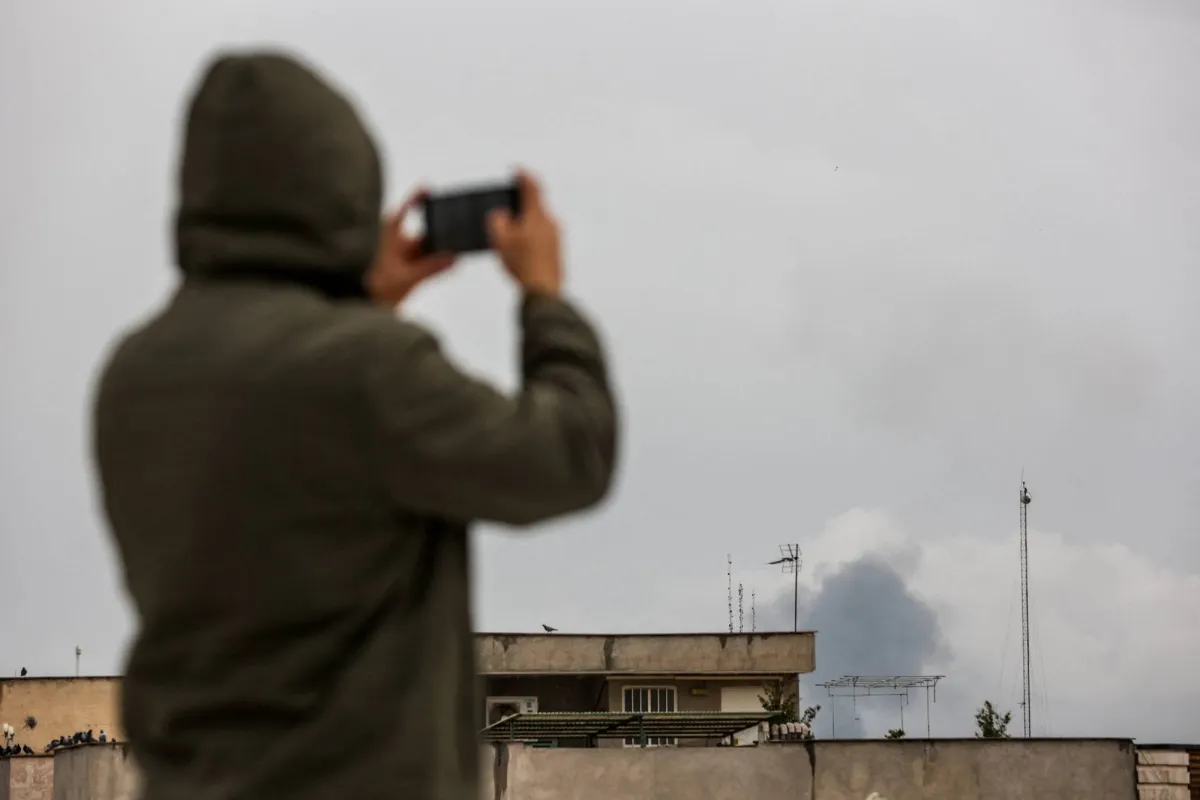 ترمب يتهم إيران باستغلال الذكاء الاصطناعي لنشر التضليل