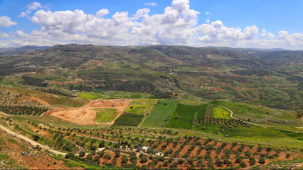 عجلون تتالق بالربيع وتستقطب السياح بجمال الطبيعة الخلابة