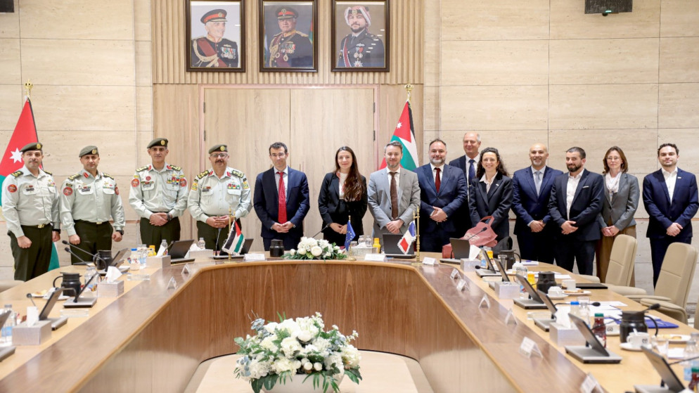 القوات المسلحة توقع اتفاقية مع الاتحاد الاوروبي لدعم حرس الحدود