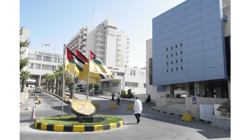 بتوجيهاتٍ ملكيّةٍ سامية.. مستشفى الجامعة الأردنيّة يستقبل ثمانية أطفال من غزة