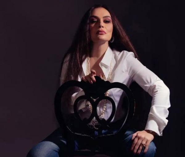 بينهم مستشار رئاسي .. زيجات سرية لفنانين انتهت بالمحاكم وماء النار