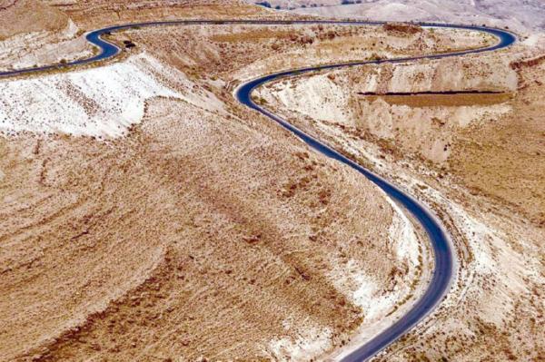 إعادة فتح طريق الموجب بعد إغلاقه احترازيا