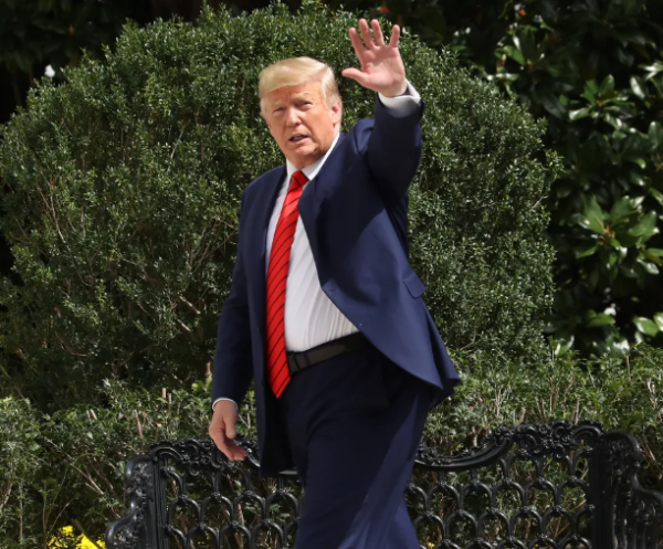 ترامب: قادة إيران اتصلوا يريدون التفاوض .. وقد نتحرك قبل ذلك