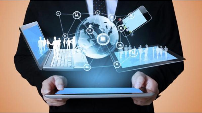 مختصان يؤكدان أهمية مشروع نظام الإعلام الرقمي في مهننة القطاع وتعزيز الاحترافية