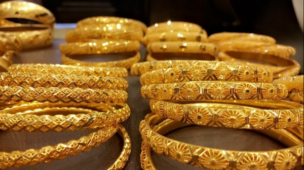 استقرار سعر غرام الذهب عيار 21 عند 101 دينار