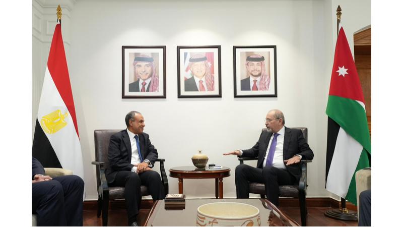 الصفدي ونظيره المصري يحذران من تفجر الأوضاع بالضفة ويدعوان لإدخال مساعدات كافية لغزة