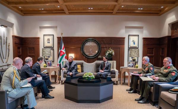 الملك يستقبل رئيس أركان الجيش الفرنسي