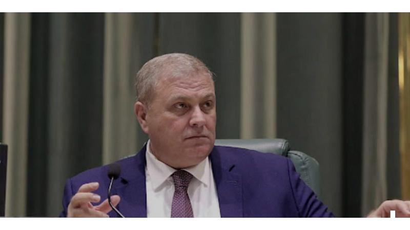 عطية يطالب باستثناء 17 ألف طالب ومنحهم منحاً وقروضاً جامعية