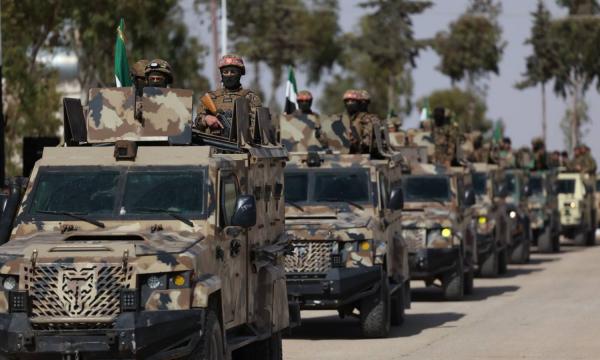 دمشق: الجيش استلم قاعدة التنف وبدأ الانتشار على الحدود مع الأردن