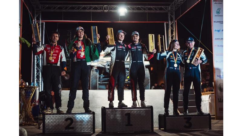 مندوباً عن سمو الأمير فيصل .. البشير يتوج الفائزين في باها الأردن