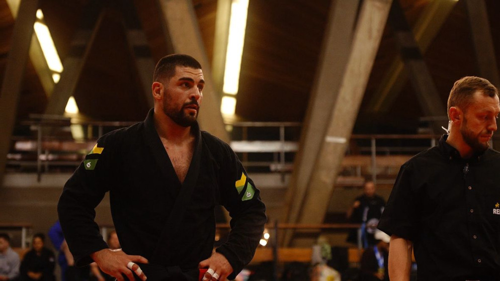 فواز حدادين يسطع في بطولة لندن الدولية للجيوجيتسو ويرفع علم الاردن