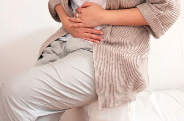 نصائح ذهبية لتجنب النفخة والتخمة بعد وجبة الإفطار في رمضان