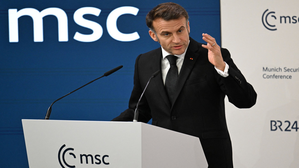 ماكرون يكثف الجهود لمنع انزلاق لبنان نحو الحرب