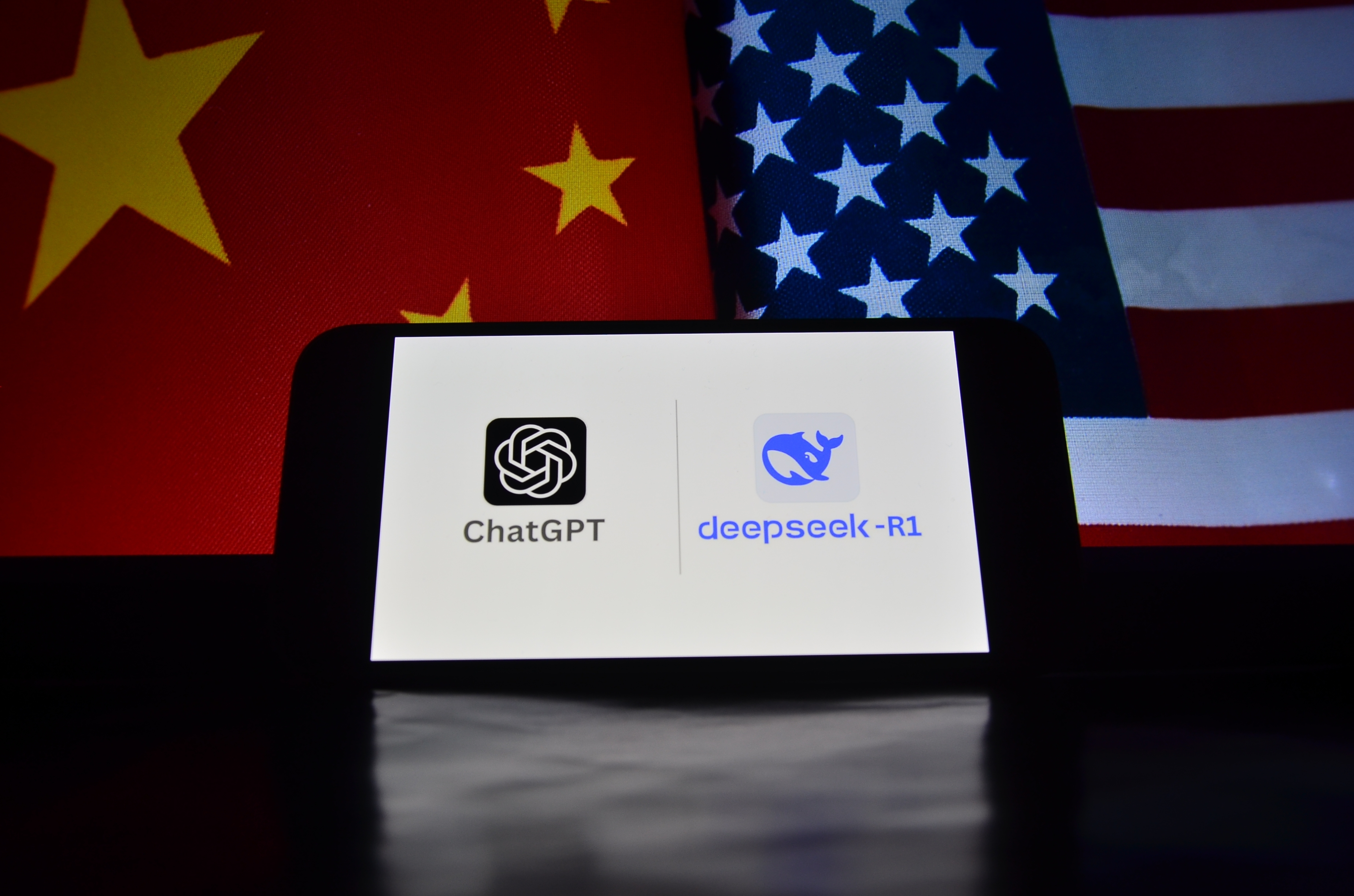 OpenAI تتهم DeepSeek باستغلال نماذج الذكاء الاصطناعي الامريكية