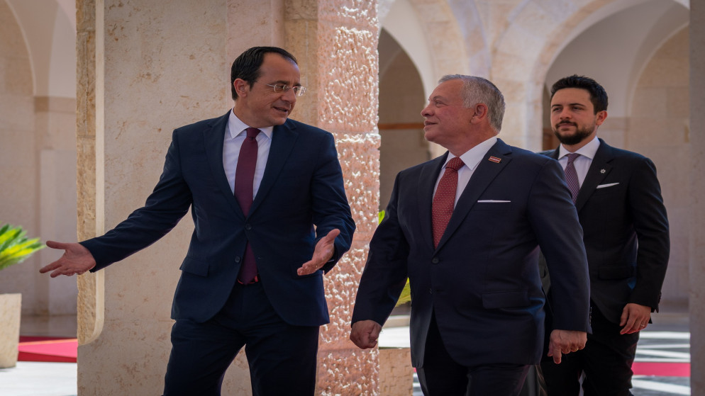 الملك عبد الله يبحث مع الرئيس القبرصي تطورات الأوضاع في المنطقة