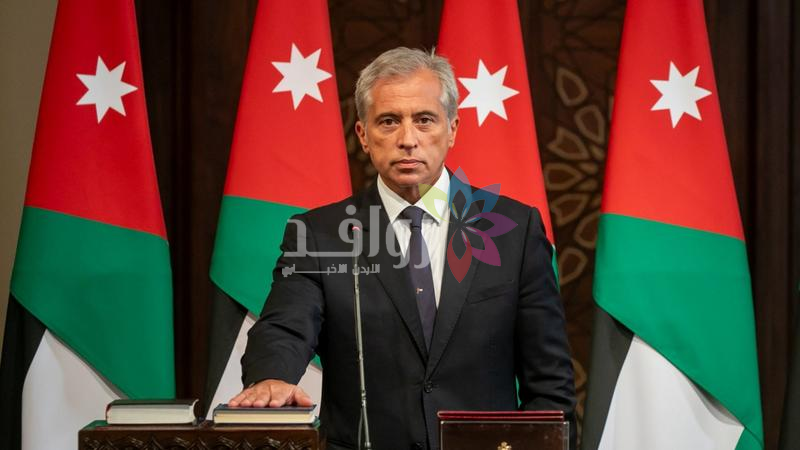 رئيس الوزراء يبحث هاتفيَّاً مع نظيره الكويتي تطوُّرات الأوضاع الخطيرة في المنطقة