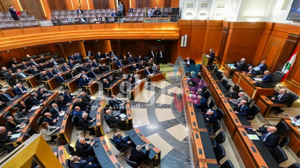 البرلمان اللبناني يؤجل الانتخابات التشريعية لعامين