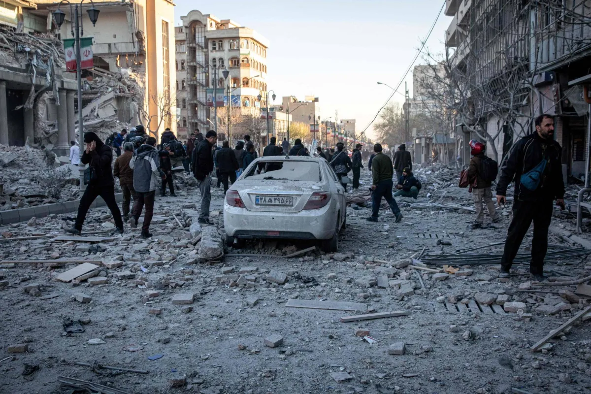 تصعيد خطير: غارات إسرائيل تستهدف مواقع صواريخ ومقرات امنية داخل ايران