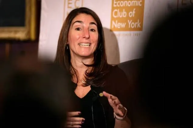 هاماك: الفيدرالي يدرس تشديد السياسة النقدية لكبح التضخم