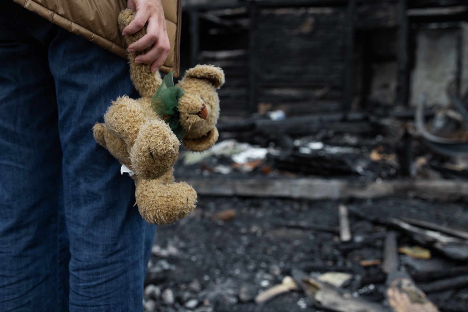 الحروب تدمر الطفولة: كيف تحمي اطفالك من اثارها النفسية المدمرة؟