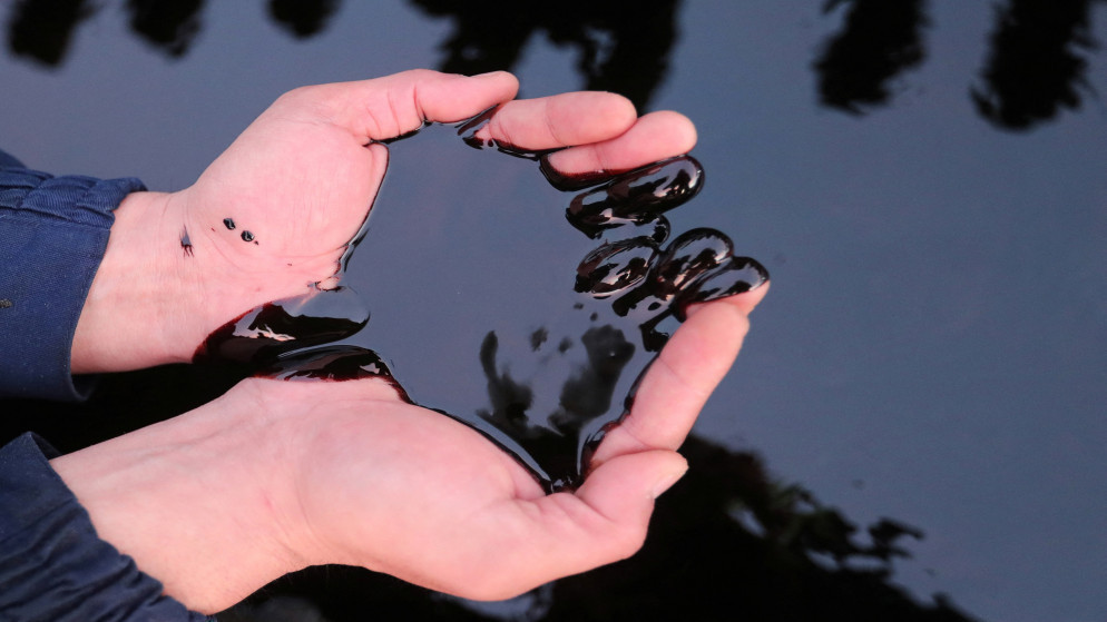 امريكا تدرس تخفيف العقوبات على النفط الروسي لكبح جماح اسعار الطاقة