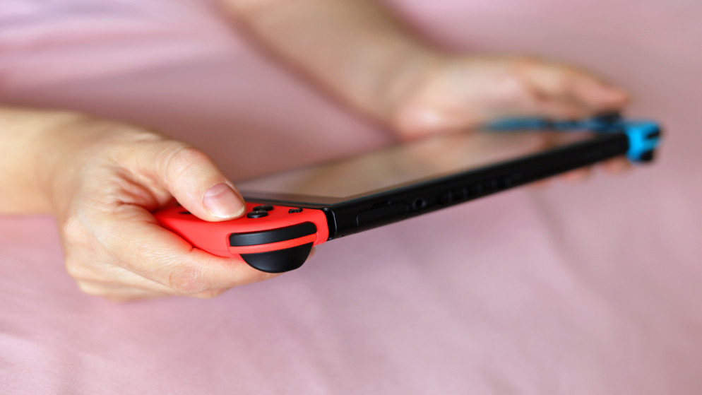 تحذير امني من العاب الكترونية خطيرة تهدد الاطفال نفسيا