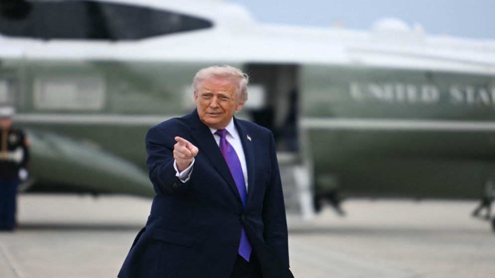 ترامب يهدد: ضربات قاسية لايران لم تنته بعد