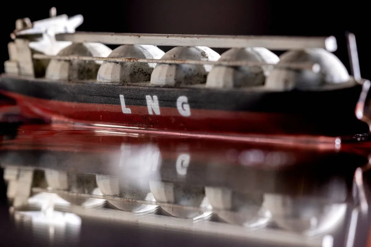 بنغلاديش تواجه أزمة طاقة وتستعين بالهند والصين لتأمين النفط