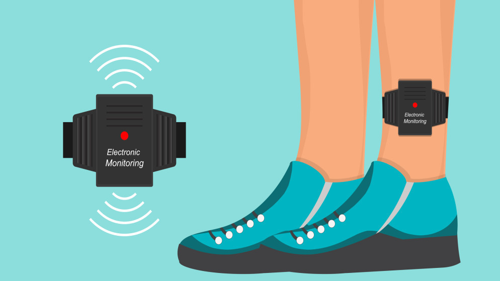 العدل الاردنية توسع استخدام الاسوارة الالكترونية كبديل للعقوبات