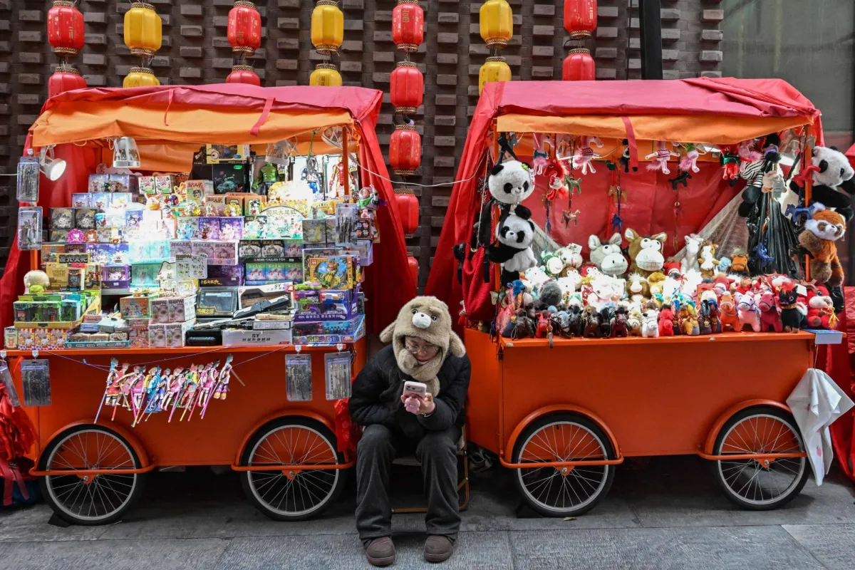 الصين توازن دعم النمو وتشديد الرقابة على الإعانات المحلية