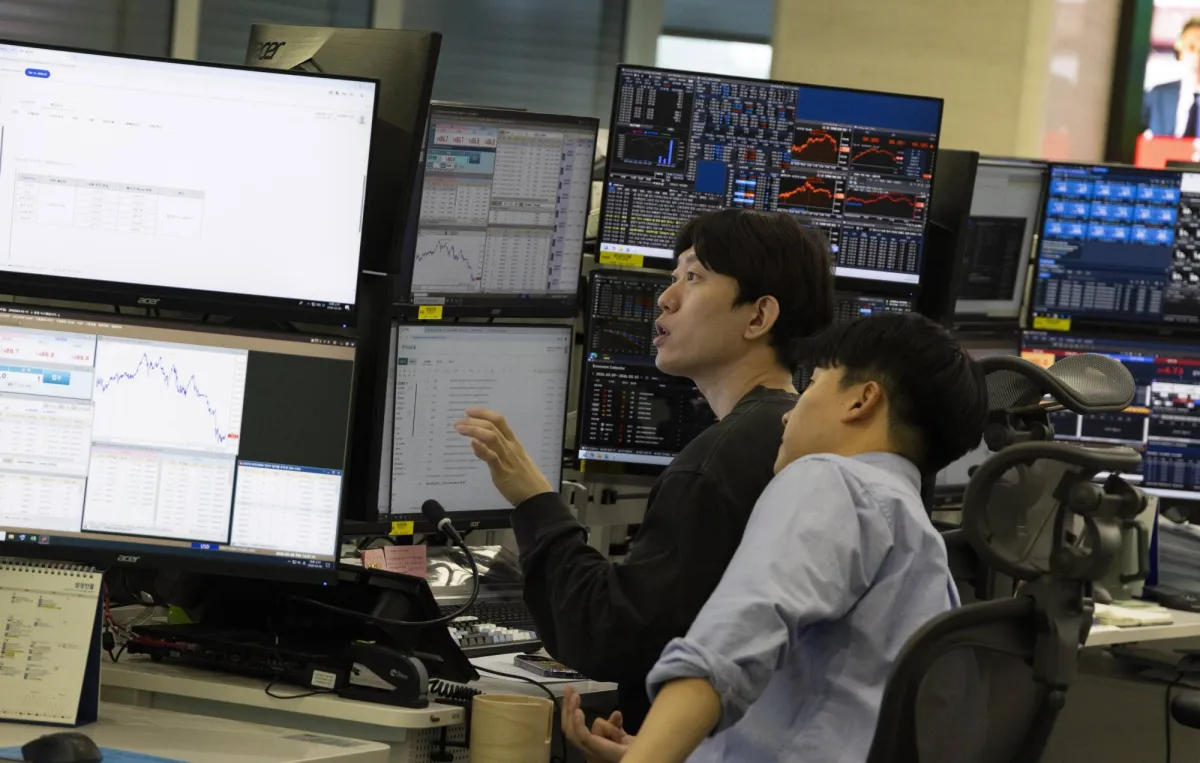 النفط يقفز فوق 100 دولار والاسهم الاسيوية تتراجع