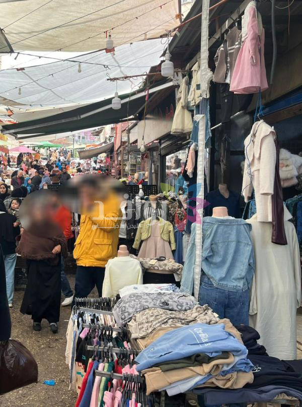 انتعاش الحركة التجارية في أسواق عجلون قبيل عيد الفطر