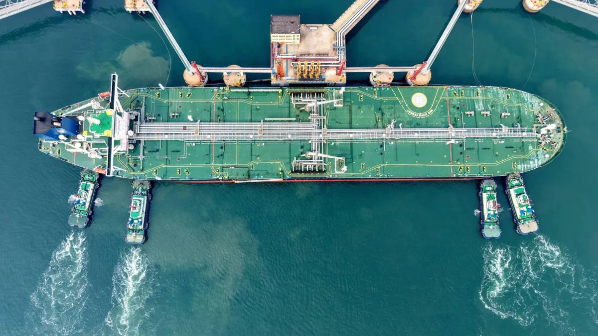 ارتفاع اسعار النفط يهدد آسيا.. دول تتخذ إجراءات عاجلة لمواجهة الأزمة