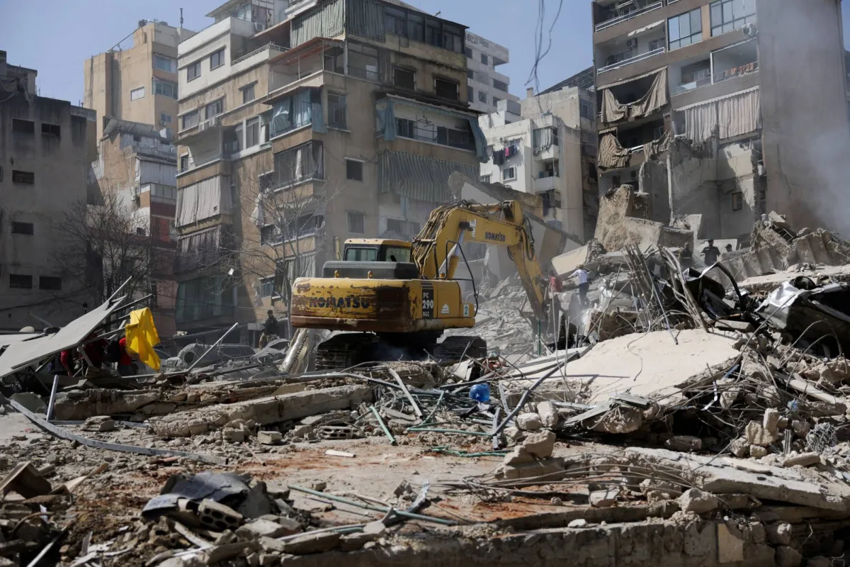 تصعيد جنوب لبنان: اسرائيل تستهدف جسور الليطاني وتقطع طرق الامداد