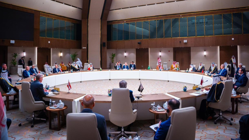 اجتماع الرياض يدين الاعتداءات الايرانية ويؤكد حق الدول في الدفاع عن نفسها