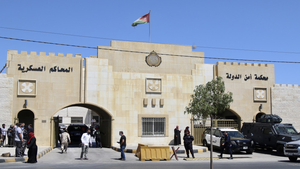 تحقيقات مكثفة في استشهاد 3 من مكافحة المخدرات بعمان