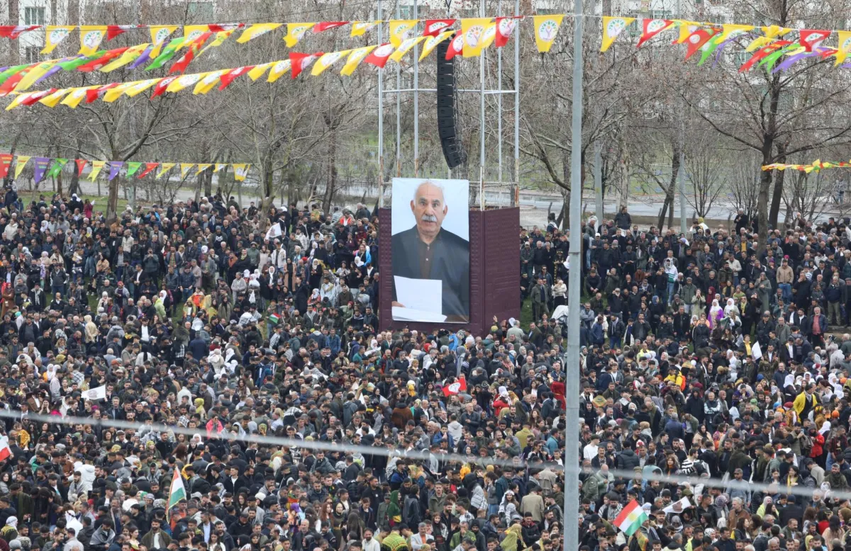 أوجلان يجدد الدعوة للسلام في تركيا ويطرح رؤية لتجاوز أزمات الشرق الأوسط