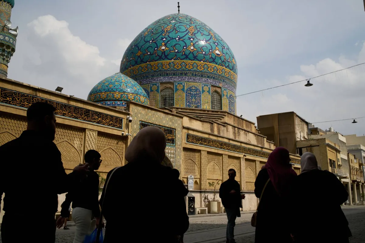 ناقلة نفط عراقية تعبر مضيق هرمز لاول مرة منذ اندلاع الحرب