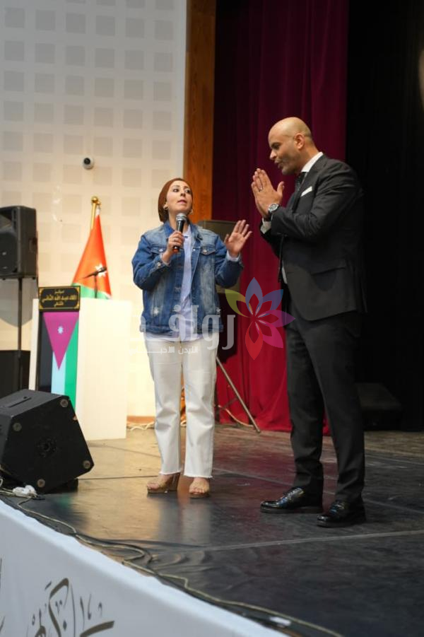 ليلة وطنية بطعم العيد بصوت أبو تايه