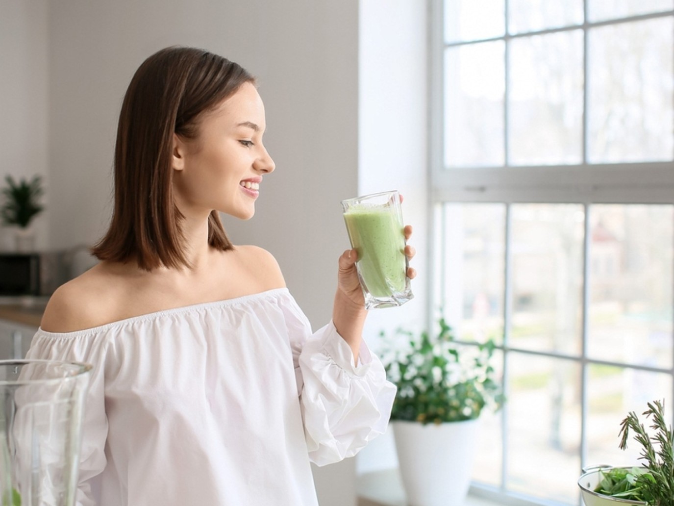 وداعا للانتفاخ: نصائح ذهبية لتحسين الهضم من خبيرة تغذية