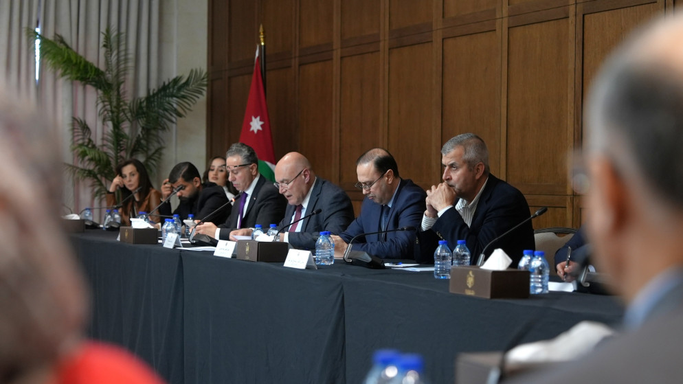 الحكومة الاردنية تطمئن المواطنين: مخزون استراتيجي آمن وخطط للتعامل مع الازمة الاقليمية