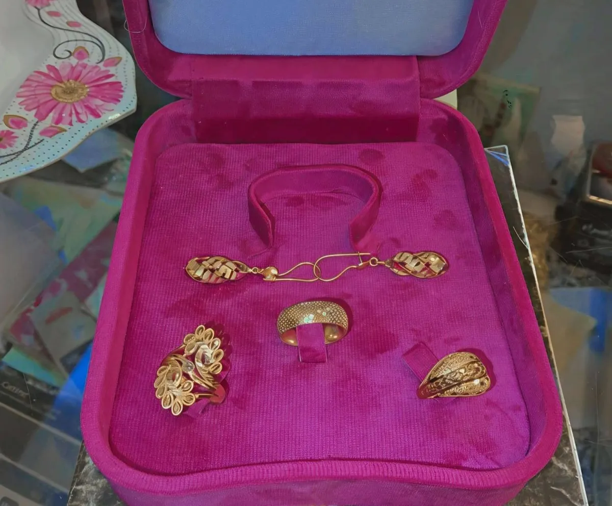 تفاقم أزمة الذهب: المصريون يتحايلون لتخفيض تكاليف شبكة الزواج