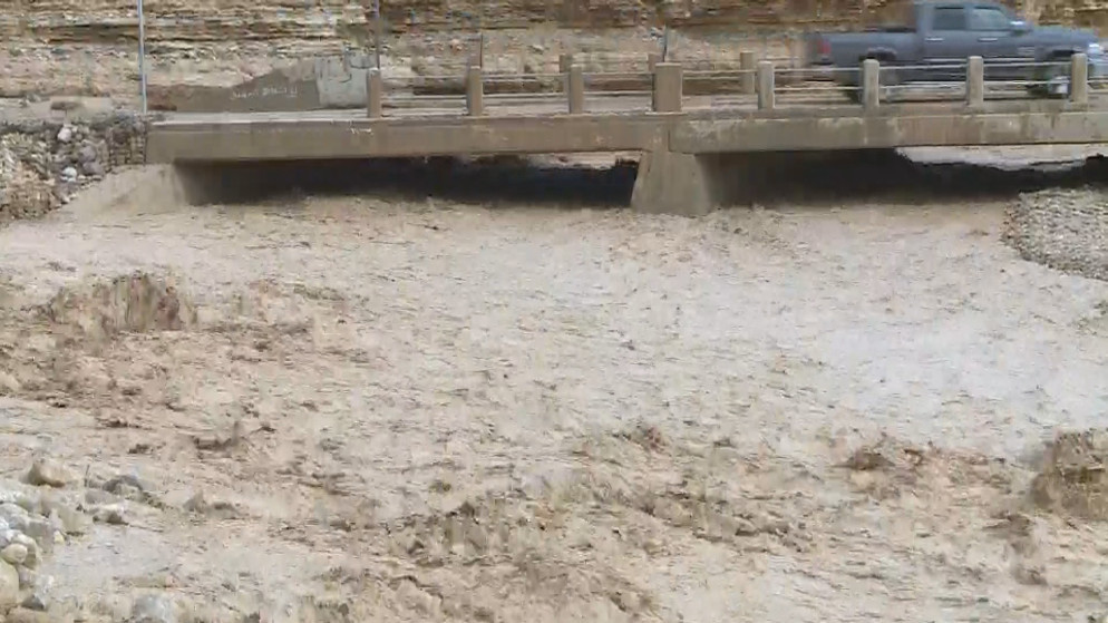 تحذير من سيول الأغوار الجنوبية حتى صباح الجمعة