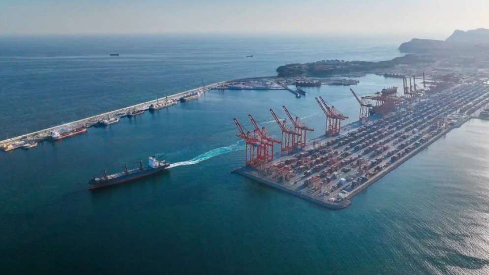 ايران تستهدف سفينة امريكية قبالة سواحل عمان