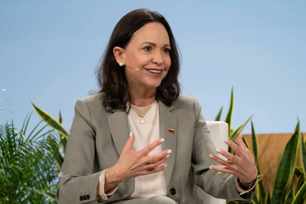 المعارضة الفنزويلية تطالب بقانون نفط جديد لجذب الاستثمارات