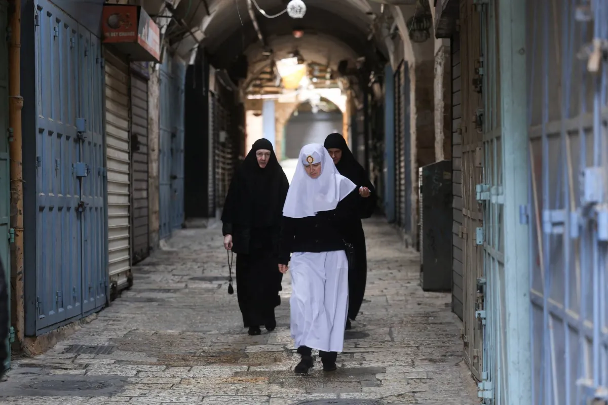 اسرائيل تمنع بطريرك اللاتين من قداس احد الشعانين بالقدس