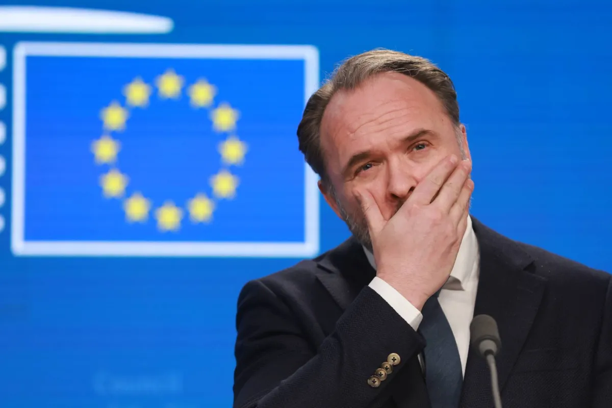 المفوضية الأوروبية تطالب بخفض فوري للطلب على النفط وسط أزمة الطاقة