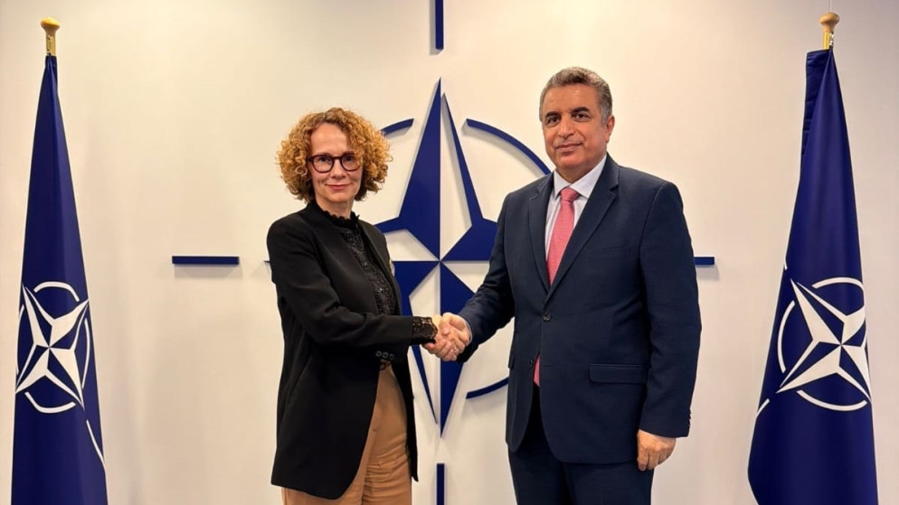 البطاينة يبحث مع الناتو تعزيز الشراكة ودعم استقرار الاردن