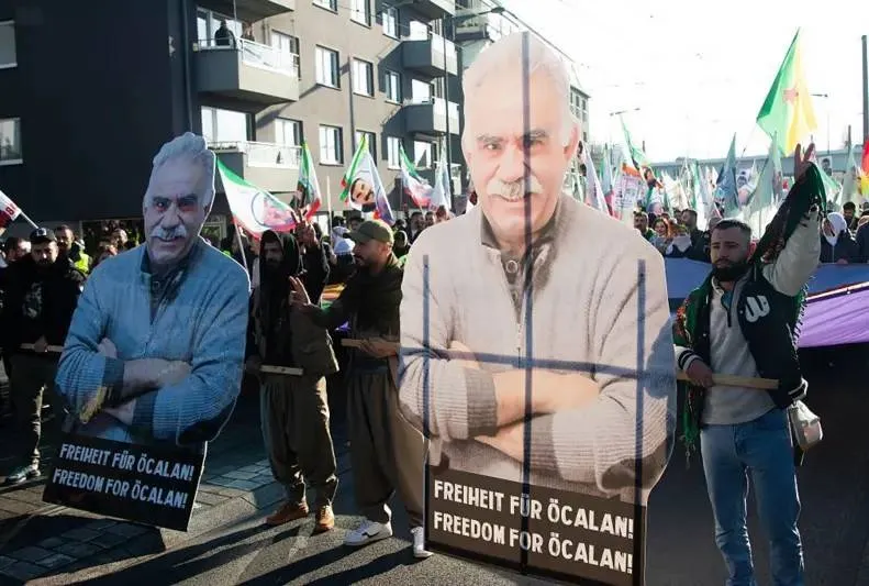 جدل في تركيا حول تغيير وضع أوجلان داخل سجن إيمرالي