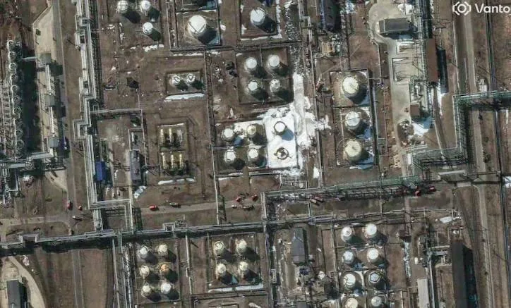 روسيا تخفض انتاج النفط مليون برميل يوميا بعد الهجمات الاوكرانية